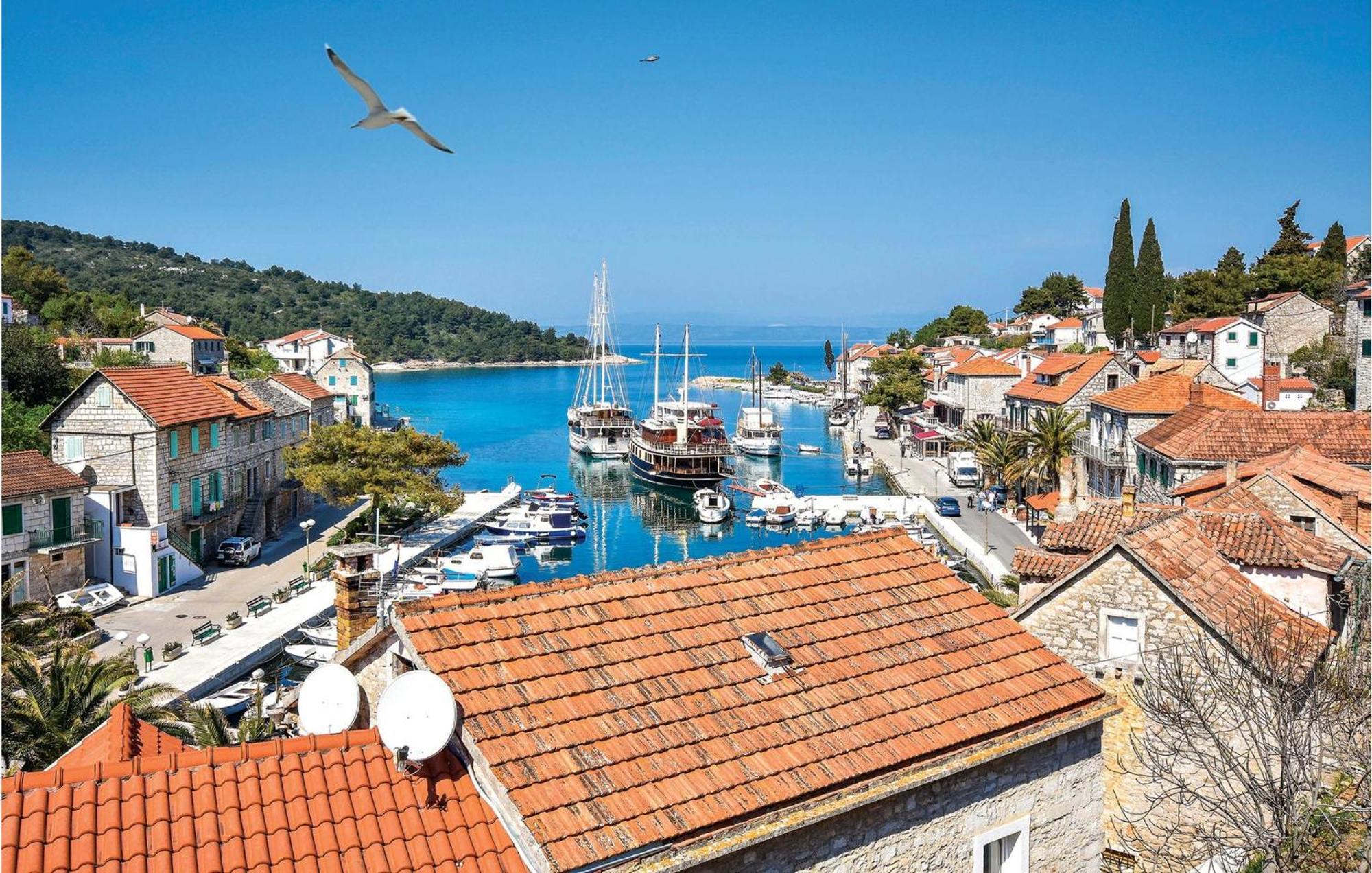 2 Bedroom Gorgeous Apartment In Stomorska Luaran gambar